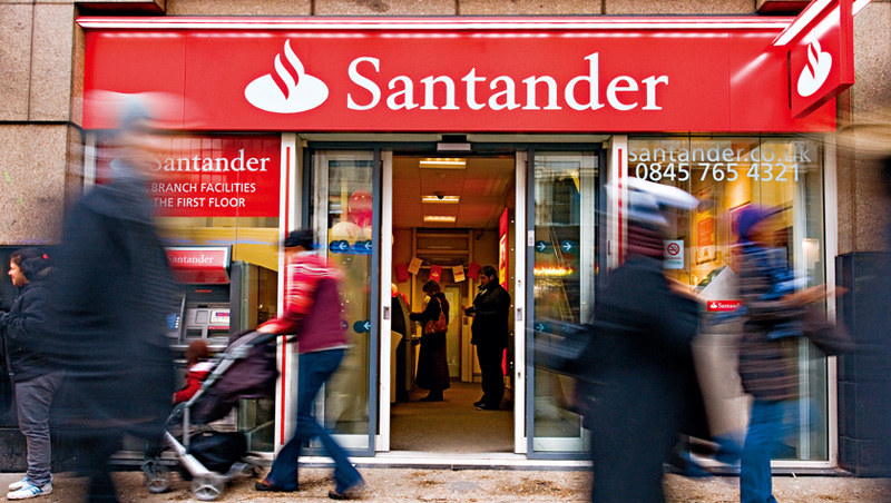 金融業「不當行為」包含不道德的銷售，桑坦德銀行英國分行就曾在2014年，因提供不適合客戶的投資建議等遭重罰4.6億。